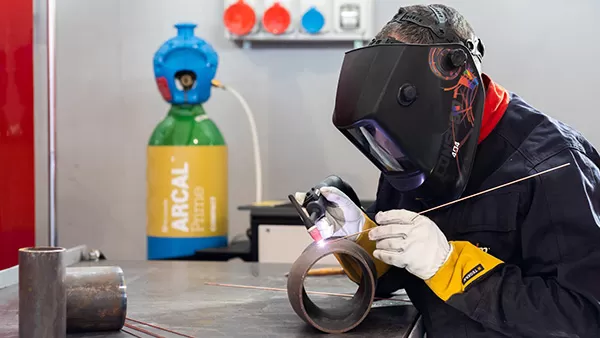 saldatore_con_arcal_prime